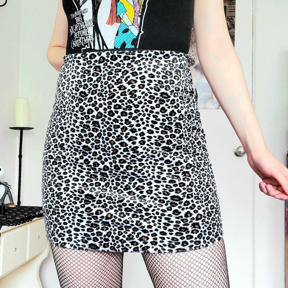 Sense Vintage Cheetah Fuzzy Mini Skirt